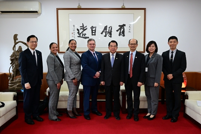 The International Association of Campus Law Enforcement Administrators (IACLEA) visited Central Police University.